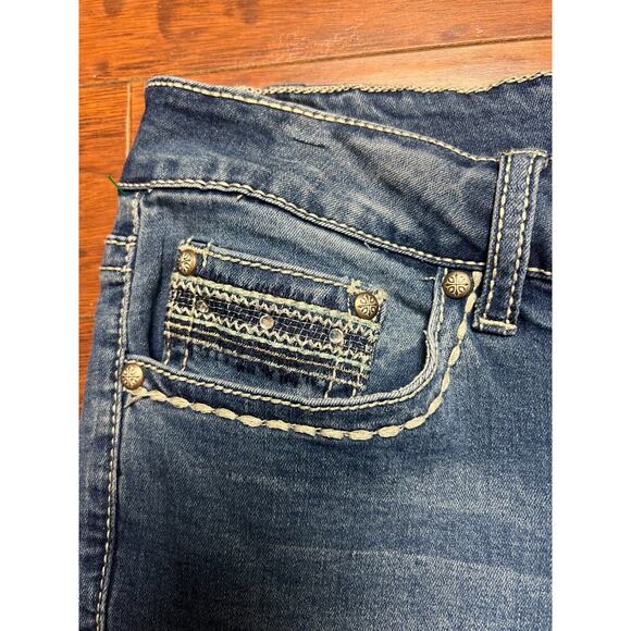 A.N.A A New Approach Cropped Jeans Women's Size 10 Blue Mid Rise Embellished - Picture 3 of 12